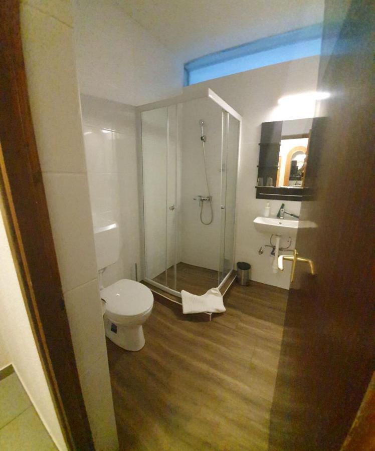 Delanta Panzio Bed & Breakfast Печ Екстериор снимка