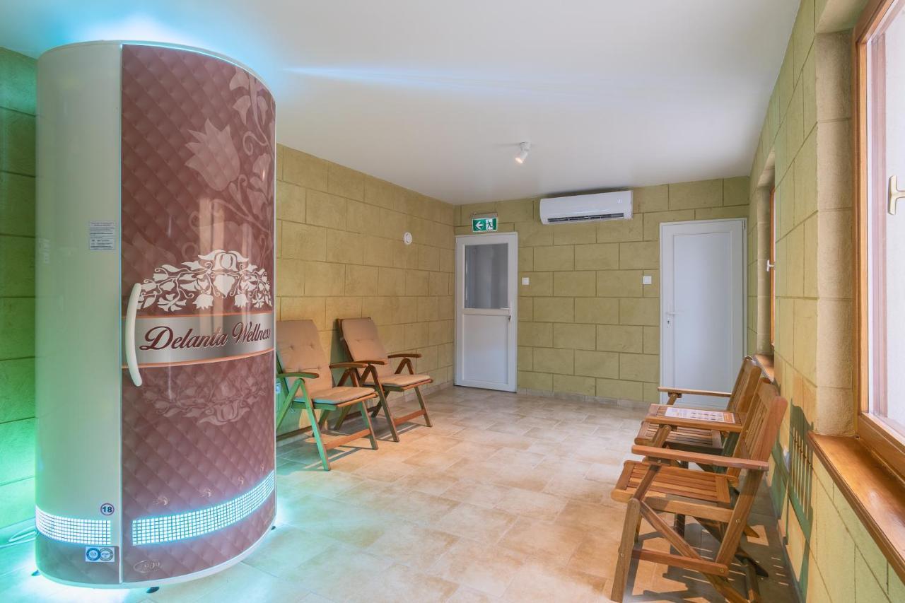 Delanta Panzio Bed & Breakfast Печ Екстериор снимка