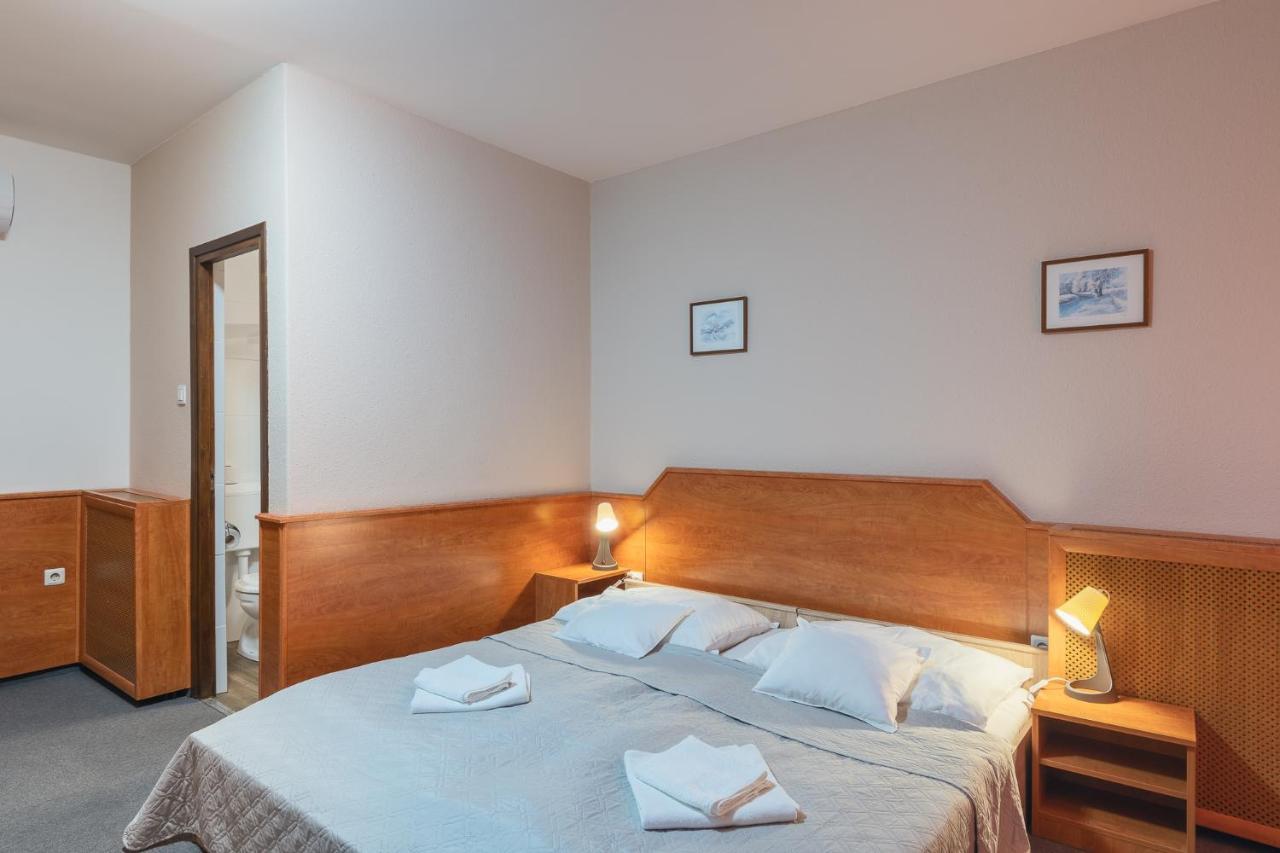 Delanta Panzio Bed & Breakfast Печ Екстериор снимка