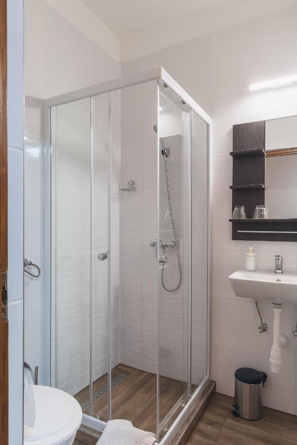 Delanta Panzio Bed & Breakfast Печ Екстериор снимка